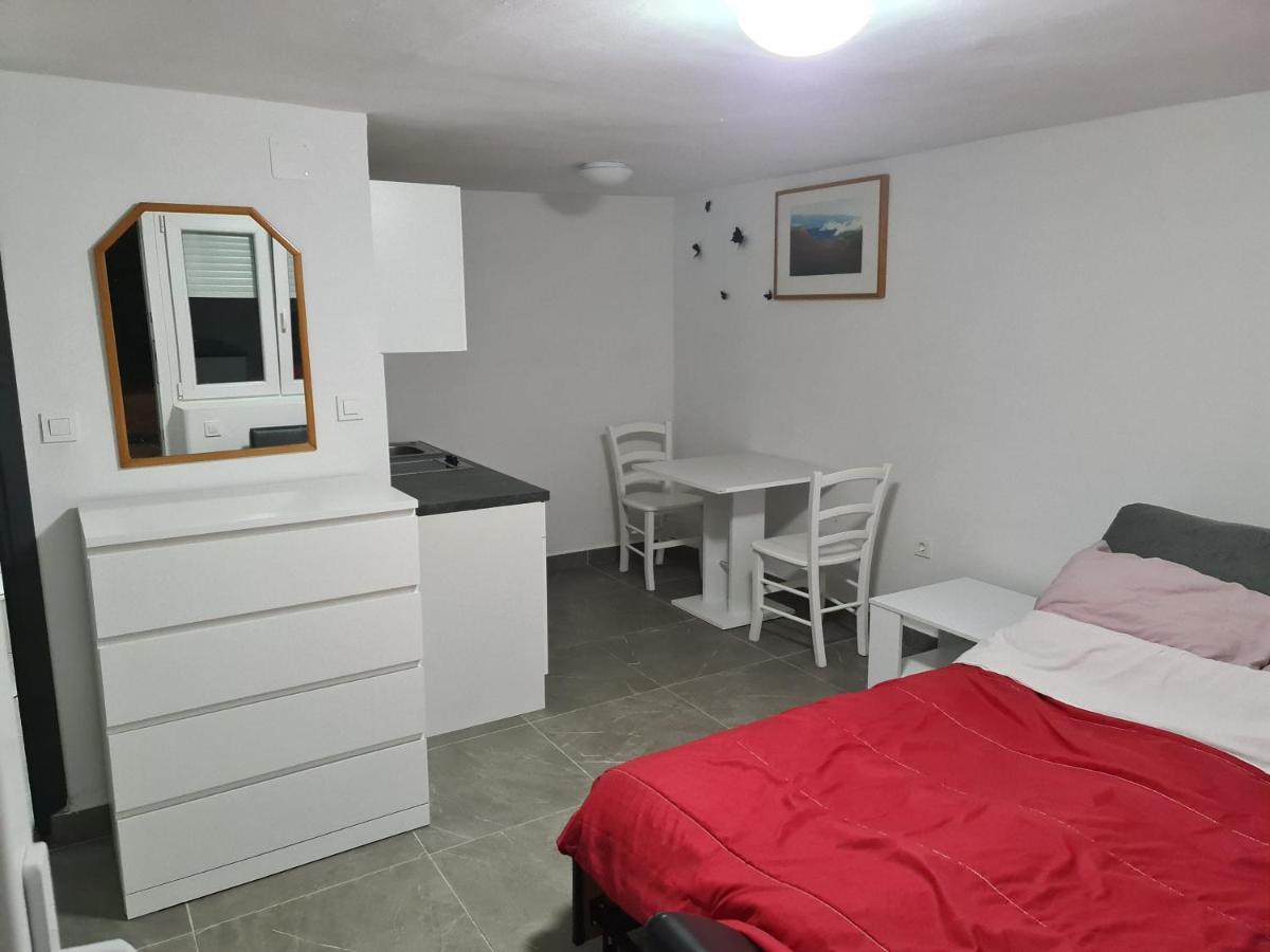Marton Apartment Veglia Exterior foto
